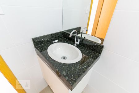 Banheiro Social de kitnet/studio para alugar com 1 quarto, 40m² em Chácara Inglesa, São Paulo