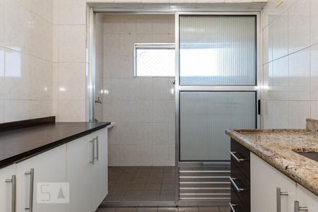 Apartamento para alugar com 67m², 2 quartos e 1 vagaCozinha