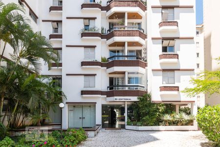 Apartamento para alugar com 67m², 2 quartos e 1 vagaFachada