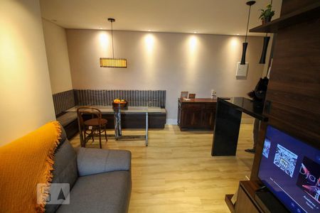 Sala de Estar de apartamento para alugar com 1 quarto, 55m² em Vila Prudente, São Paulo