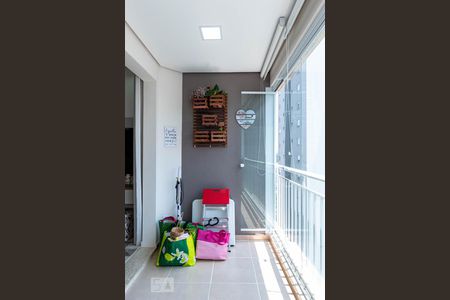 Apartamento à venda com 55m², 2 quartos e 1 vagaVaranda