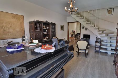 Sala de casa à venda com 2 quartos, 130m² em Sumaré, São Paulo