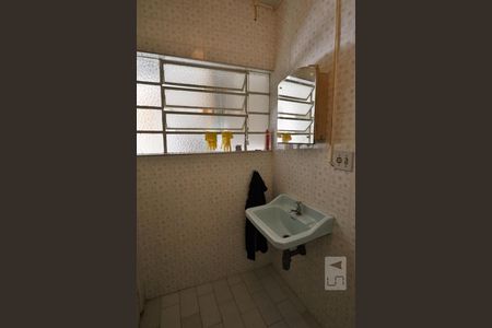 Casa à venda com 130m², 2 quartos e 1 vagaBanheiro de Serviço