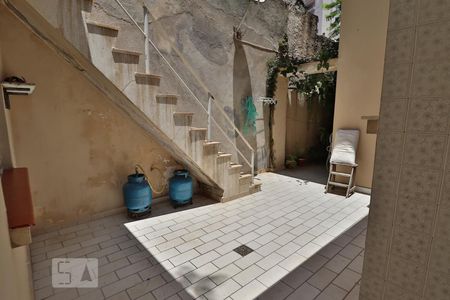 Casa à venda com 130m², 2 quartos e 1 vagaÁrea de Serviço