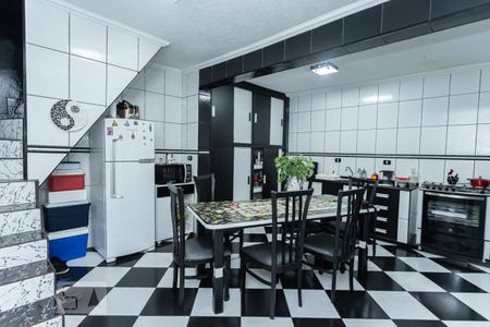 Casa à venda com 350m², 4 quartos e 3 vagasCozinha