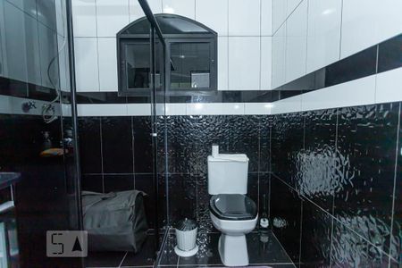 Casa à venda com 350m², 4 quartos e 3 vagasBanheiro suite 2