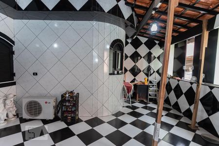 Casa à venda com 350m², 4 quartos e 3 vagasVaranda da suite 1