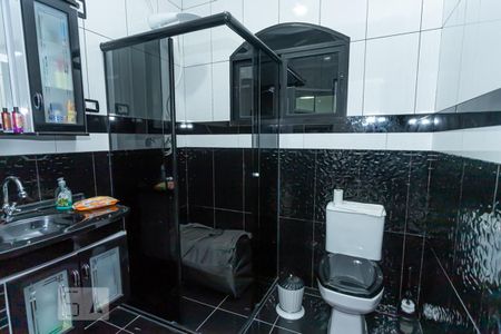 Casa à venda com 350m², 4 quartos e 3 vagasBanheiro suite 2