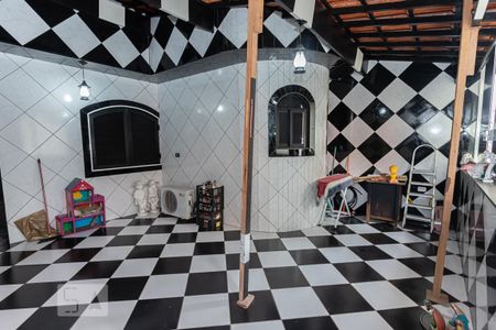 Casa à venda com 350m², 4 quartos e 3 vagasVaranda da suite 1