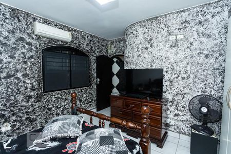Suite 1 de casa à venda com 4 quartos, 350m² em Vila Tolstoi, São Paulo