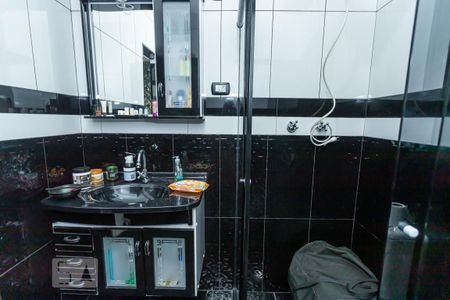 Casa à venda com 350m², 4 quartos e 3 vagasBanheiro suite 2