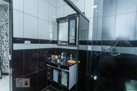 Casa à venda com 350m², 4 quartos e 3 vagasBanheiro suite 2