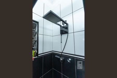 Casa à venda com 350m², 4 quartos e 3 vagasDetalhe banheiro