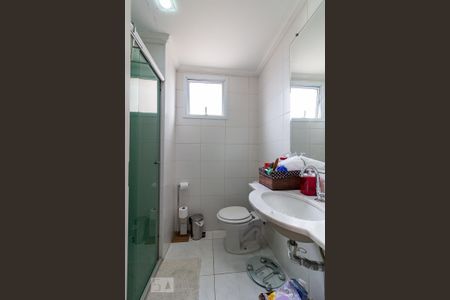 Apartamento à venda com 77m², 3 quartos e 2 vagasBanheiro quarto 3 suíte