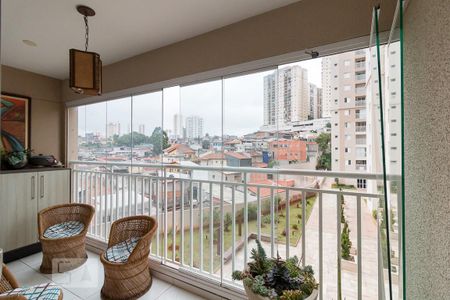 Apartamento à venda com 77m², 3 quartos e 2 vagasVista quarto 1