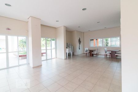 Apartamento à venda com 77m², 3 quartos e 2 vagasSalão de festas 2