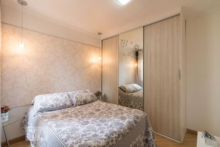 Apartamento à venda com 77m², 3 quartos e 2 vagasQuarto 3 suíte