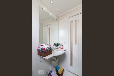 Apartamento à venda com 77m², 3 quartos e 2 vagasBanheiro quarto 3 suíte