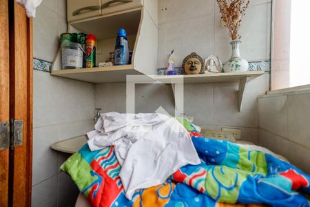 Casa à venda com 92m², 2 quartos e 1 vagaÁrea de Serviço