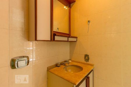 Apartamento para alugar com 98m², 3 quartos e 1 vaga Apartamento para alugar com 98m², 3 quartos e 1 vagaDetalhe do banheiro da suíte