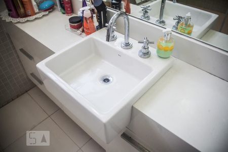 Apartamento à venda com 174m², 3 quartos e 2 vagasBanheiro - Torneira