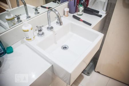 Apartamento à venda com 174m², 3 quartos e 2 vagasBanheiro - Torneira