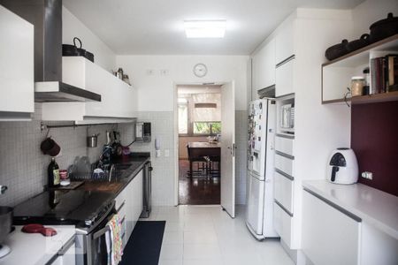 Apartamento à venda com 174m², 3 quartos e 2 vagasCozinha