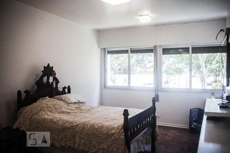 Apartamento à venda com 174m², 3 quartos e 2 vagasQuarto 2 - Suíte