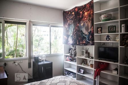 Apartamento à venda com 174m², 3 quartos e 2 vagasQuarto 1