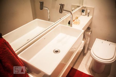 Apartamento à venda com 174m², 3 quartos e 2 vagasBanheiro