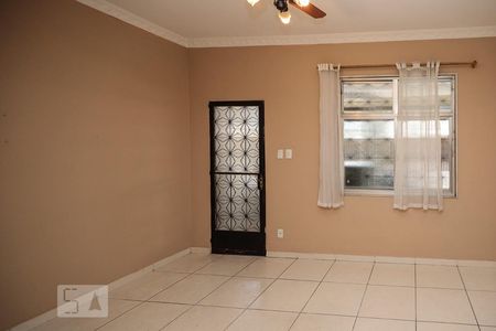 Sala de casa para alugar com 2 quartos, 80m² em Lins de Vasconcelos, Rio de Janeiro