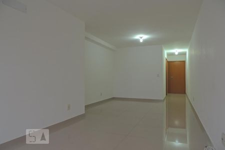 Sala  de apartamento à venda com 3 quartos, 82m² em Taquara, Rio de Janeiro