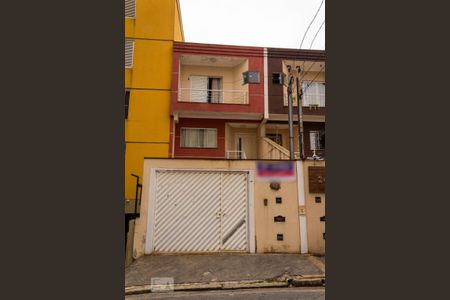 Casa à venda com 288m², 4 quartos e 4 vagasFavhada