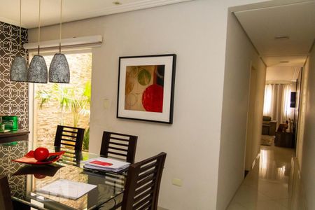 Casa à venda com 288m², 4 quartos e 4 vagasSala de Jantar