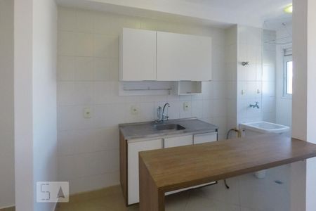 Cozinha de apartamento para alugar com 1 quarto, 40m² em Cambuci, São Paulo