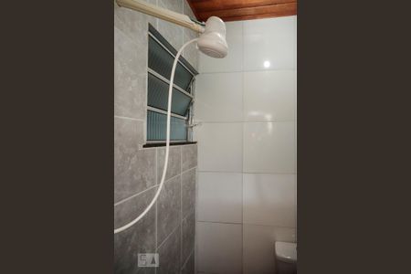 Apartamento para alugar com 60m², 2 quartos e sem vagaBanheiro de Serviço