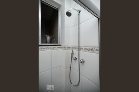 Apartamento para alugar com 60m², 2 quartos e sem vagaBanheiro
