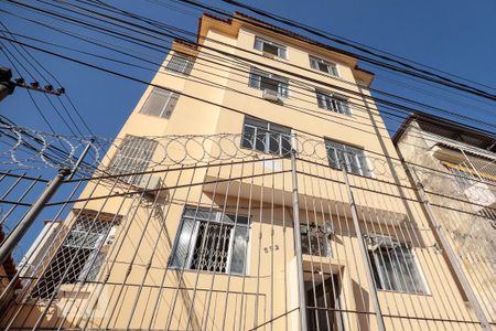 Apartamento para alugar com 60m², 2 quartos e sem vagaFachada