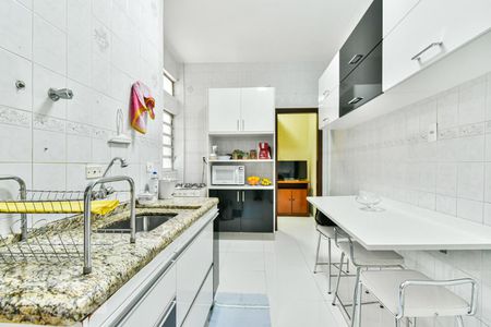 Apartamento à venda com 96m², 2 quartos e 1 vagaCozinha