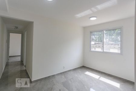 Sala de Estar de Apartamento com 2 quartos, 48m² Jardim Éster Yolanda