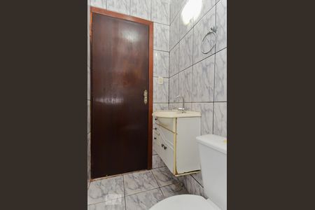 Casa à venda com 197m², 5 quartos e 2 vagasBanheiro - Edícula