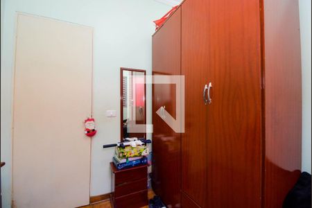 Casa à venda com 197m², 5 quartos e 2 vagasQuarto 4