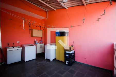 Casa à venda com 197m², 5 quartos e 2 vagasÁrea de Serviço