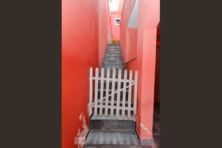 Casa à venda com 197m², 5 quartos e 2 vagasEscada do Quintal - Edícula