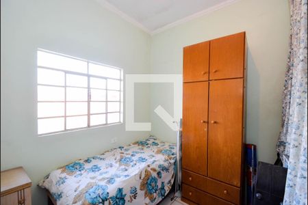 Casa à venda com 197m², 5 quartos e 2 vagasQuarto 3