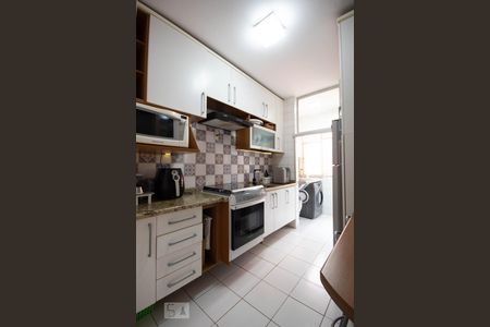 Apartamento à venda com 75m², 3 quartos e 1 vagaCozinha
