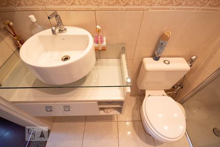 Apartamento à venda com 75m², 3 quartos e 1 vagaBanheiro Corredor