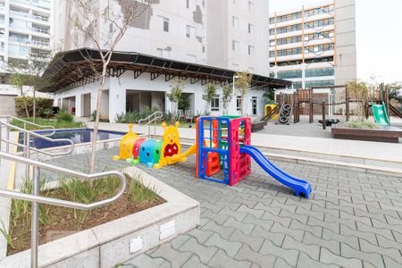 Apartamento à venda com 103m², 3 quartos e 2 vagasPlayground infantil