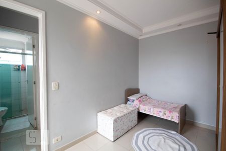 Apartamento à venda com 110m², 4 quartos e 2 vagasQuarto 2