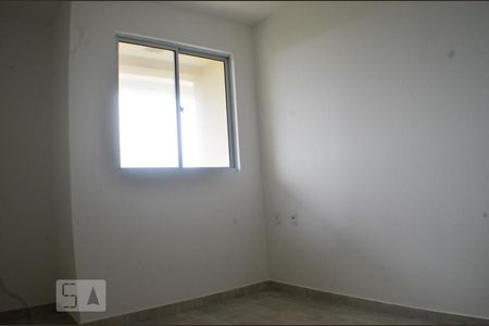 Quarto 1 com banheiro de apartamento para alugar com 2 quartos, 57m² em Cabula Iv, Salvador